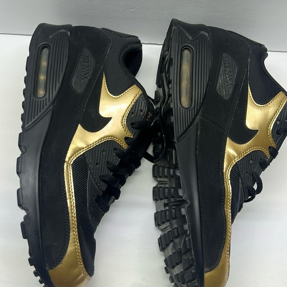 Air max 90 Essential “ Black Gold “ Rare - Picture 5 of 8
